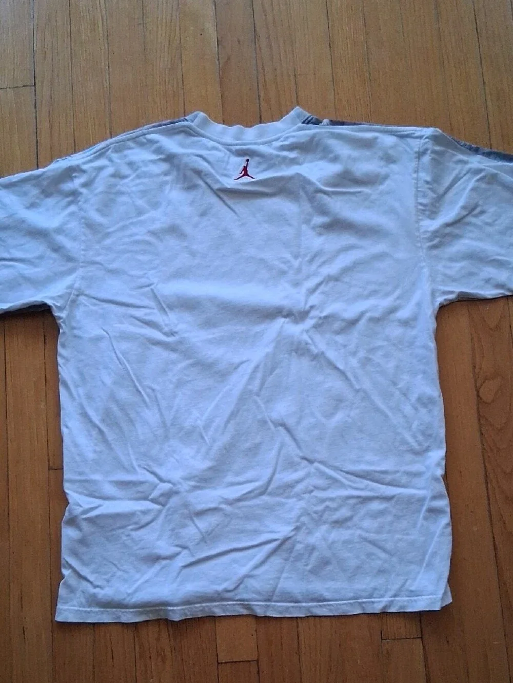 Vintage Jordan Men’s Short-Sleeve Graphic Tee in White, Blue and Gray